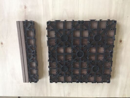 가정 옥외 WPC 갑판은 30x30CM 자연적인 나무 보기를 가진 튼튼한 DIY 마루를 타일을 붙입니다