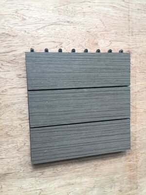 30x30CM 연동 WPC 데크 타일 DIY 파티오 바닥재(가정 야외 공간용)