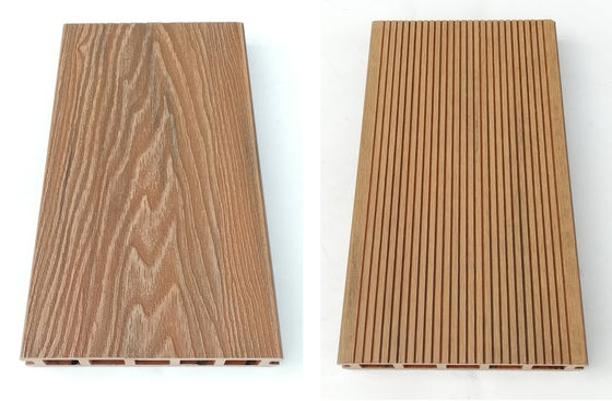 뒤뜰 정원 OEM을 위한 3D 돋을새김된 WPC 옥외 합성 갑판